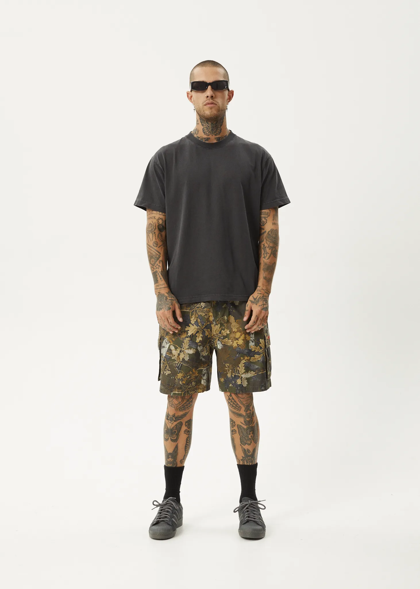 AFENDS Mens Ninety Eights Cargo - Oversized Cargo Short 20 Inch - Find Me