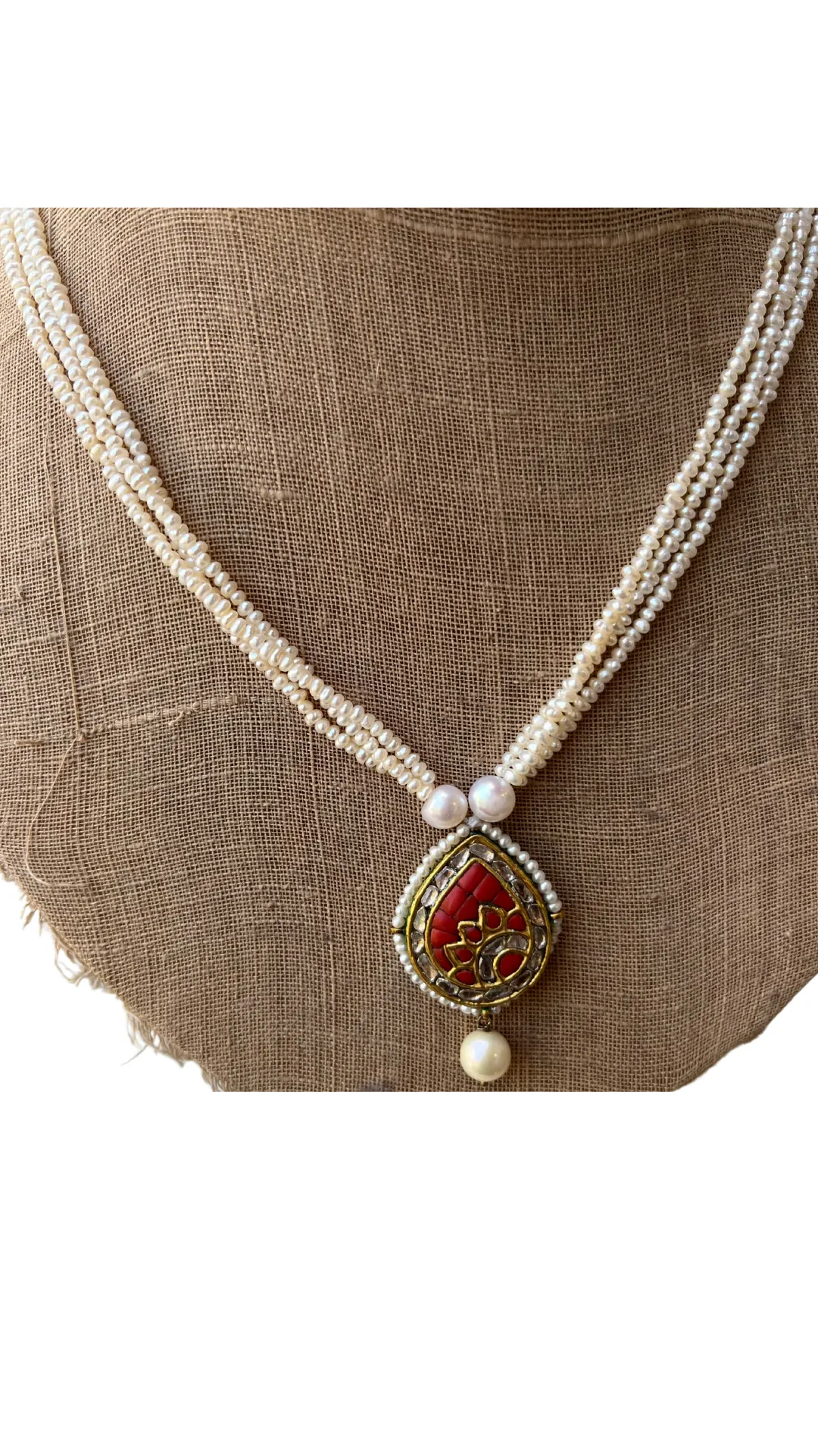 Coral Pendent with pearl